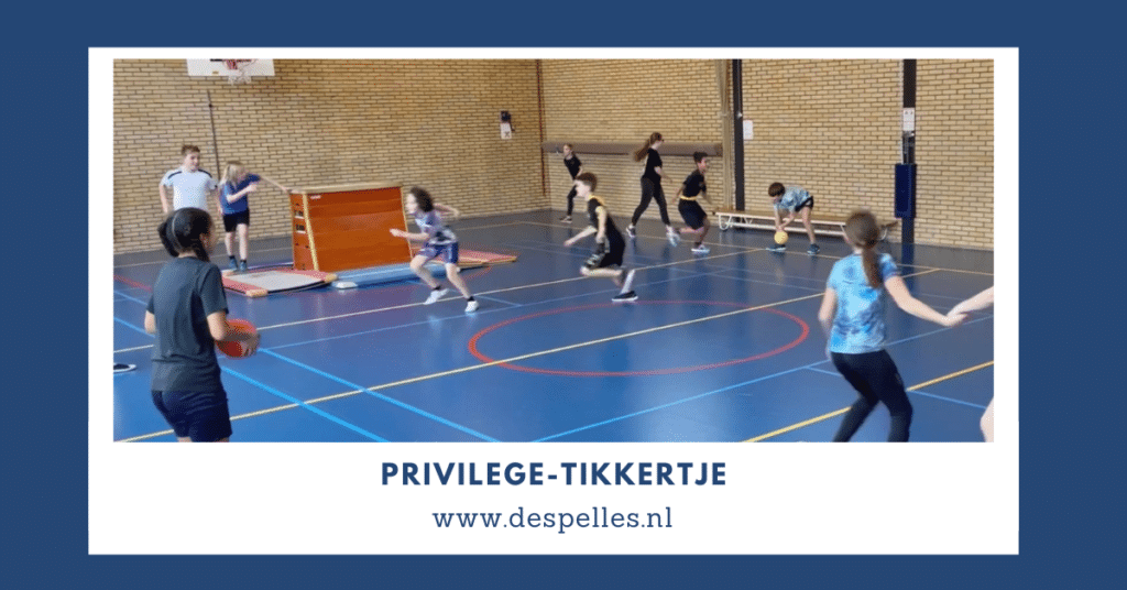 Privilege-Tikkertje in de gymles