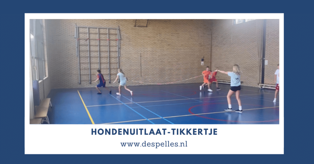 Hondenuitlaat-Tikkertje in de gymles