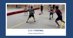 3-2-1 Voetbal in de gymles