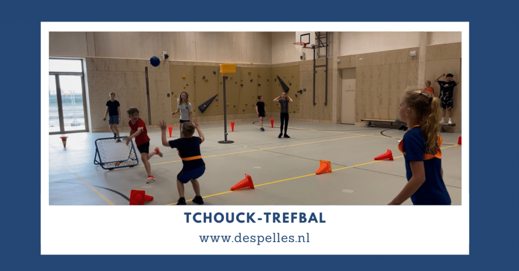 Tchouck-Trefbal in de gymles